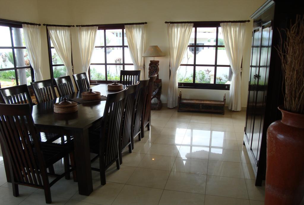 Villa Pelangi Bali Seririt  Chambre photo