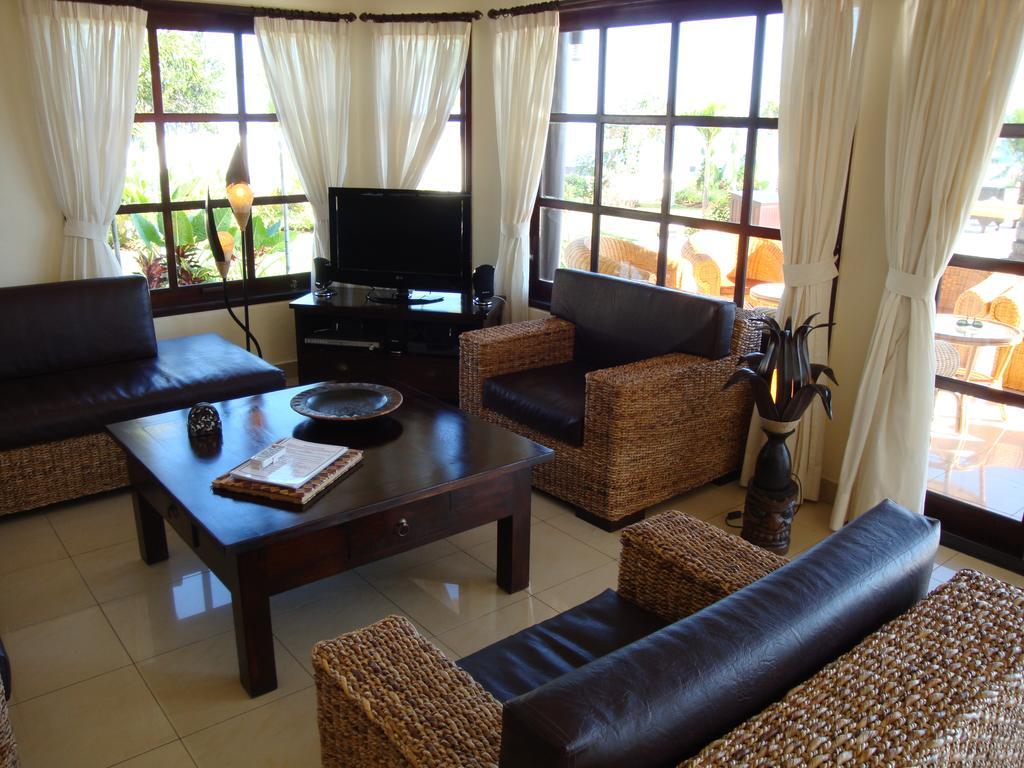 Villa Pelangi Bali Seririt  Chambre photo