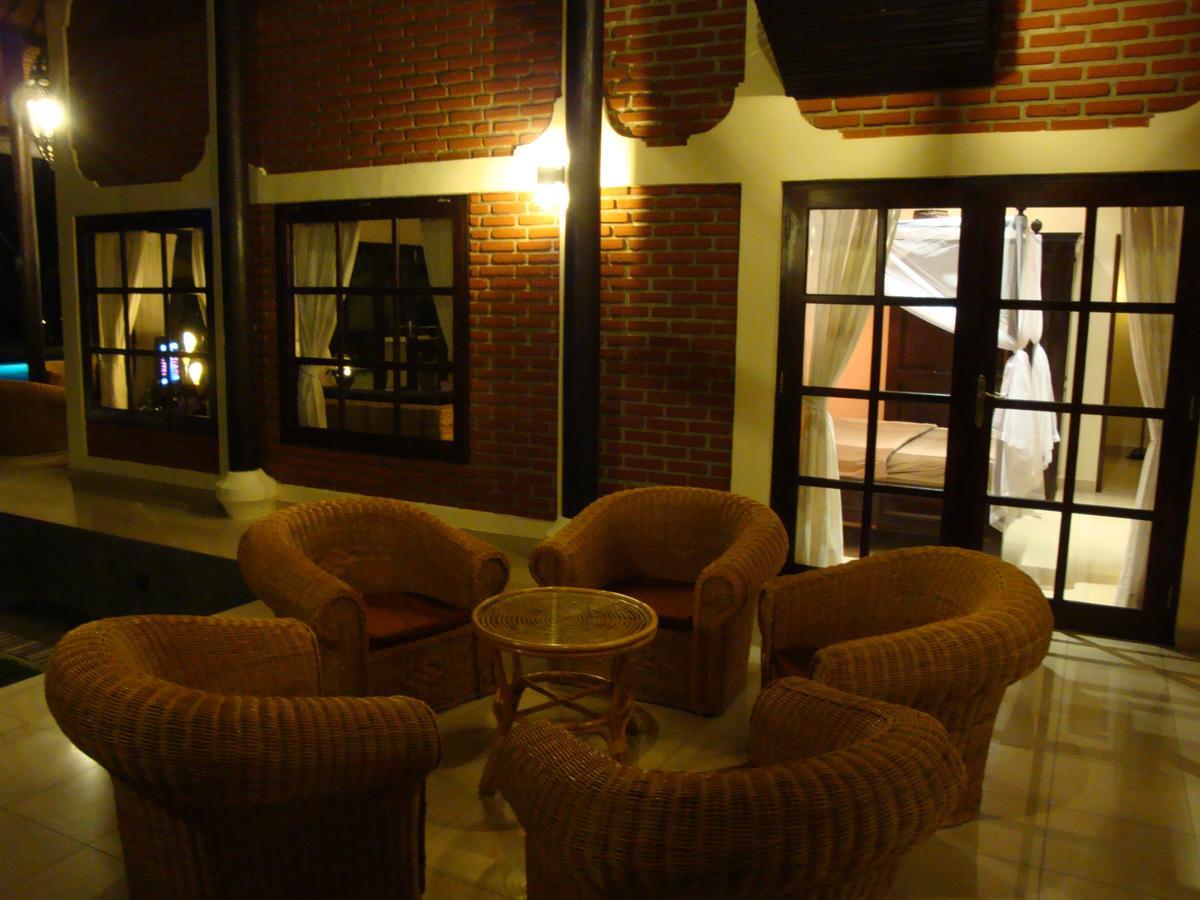 Villa Pelangi Bali Seririt  Extérieur photo