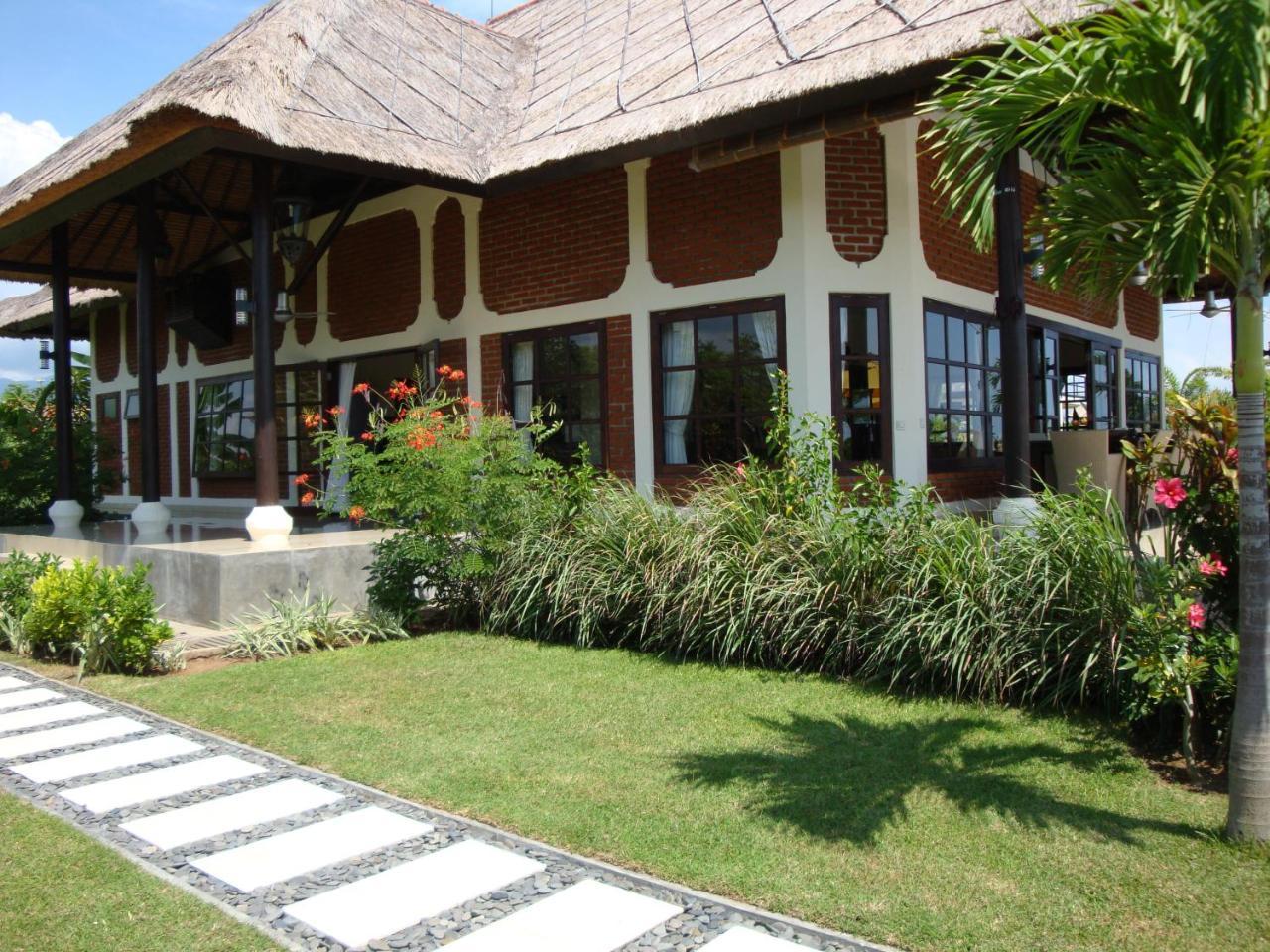 Villa Pelangi Bali Seririt  Extérieur photo
