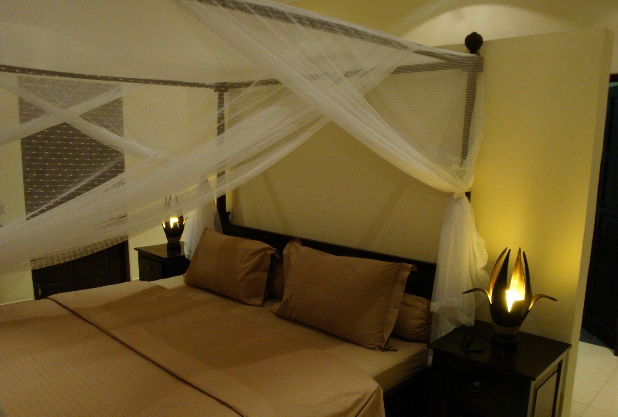 Villa Pelangi Bali Seririt  Extérieur photo